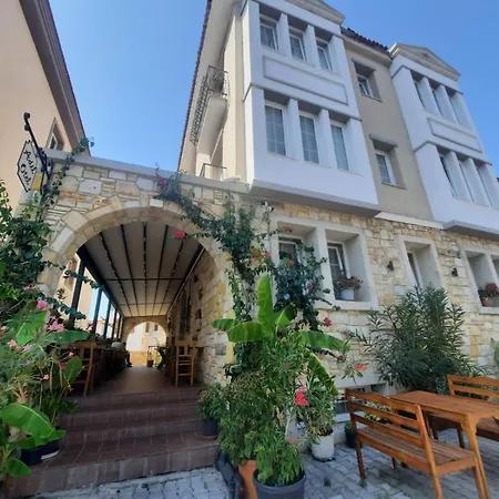 Adil Oda ve Kahvaltı