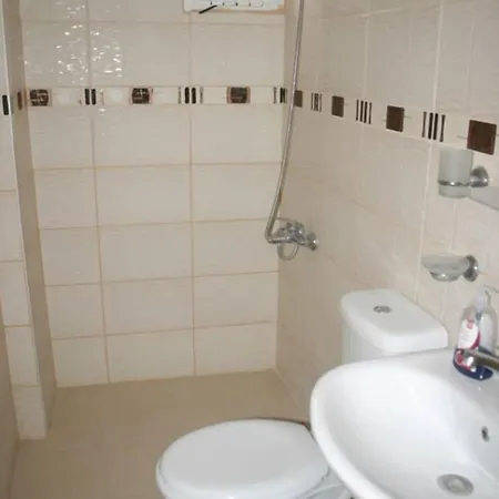 爱迪尔畔斯永旅馆 Çeşme