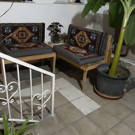 Oda ve Kahvaltı Adil Çeşme