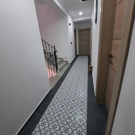 Adil Bed & Breakfast 4*